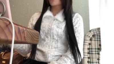 大胆御姐，反差骚母狗【Asia-GoodLuck】户外极限露出，快餐店肉丝开裆脸穴同框自慰抽搐，还要注意旁边人好刺激