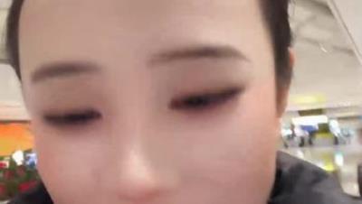 【小鱼糕冷】巨乳空姐~! 机场直播~跳蛋自慰~与肥猪男啪啪