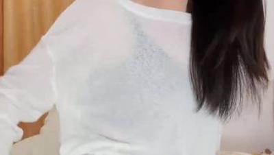 【零五小野猫】玉足尤物白皙酥胸丝袜美腿户外真空跳蛋极品美腿诱人腿可以玩好几年 道具抽插 自慰喷水 (5)