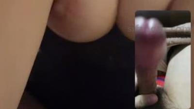 抖音颜值少妇【蓉蓉baby】巨奶少毛一线天，掰逼给大哥提供飞机价值，看到大哥巨屌当场发情排卵