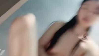 舞蹈系性感尤物【温婉】M长腿气质女神裸舞大屌疯狂抽插 雪白 绝美炮架 自慰猛喷 (1)