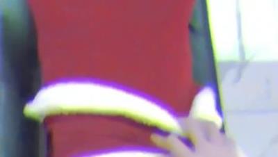 极品嫩妹舞啪福利姬【贝璃珞】最新露脸作品，性旦特辑，黑丝蝴蝶裙深喉后入，你喜欢那个(2V)