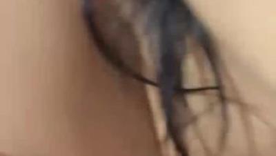 连云港真实绿帽原创「潘宏」《陪女友第一次约单男后续》没想到单男鸡巴更大，平时傲娇女友，被彻底征服，一边带着哭腔一边享受大屌冲刺