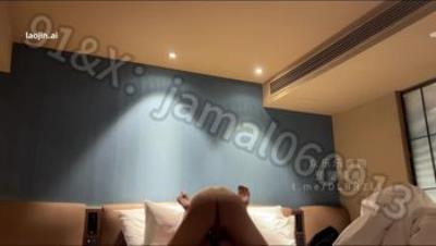 真实泡良大神，又一个出轨的人妻【强推哥】最精彩的对白，老公只有五分钟，第一次体会到高潮，爱上偷情了！