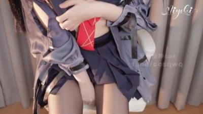 可盐可甜，大奶百变COSER美少女【铃木美咲】作品，朽叶千咲榨白浆