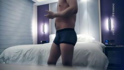 七天探花_4500网约外围模特，极品女神，魔鬼身材温柔体贴，激情啪啪精彩战