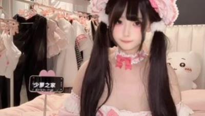 极品颜值少女『季雨』逼脸同框自慰定制福利，白虎嫩穴又粉又嫩又紧男人看了就想侵犯，一副小淫娃模样