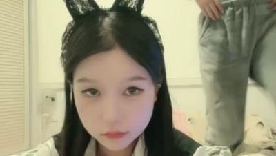 新人女神下海被干【今天草莓了么】猫耳朵极品中的极品 吃鸡调教道具玩弄 无套啪啪干爽 (4)