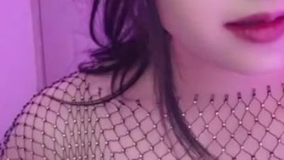 ️极品御姐 爆乳肥臀【南姗】大白美乳全裸大尺度 黄瓜道具自慰 呻吟诱惑喷水3(5V)