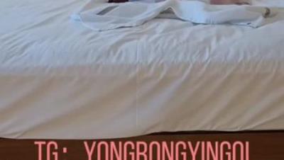 抱插喷水肌肉猛男【希努尔】晨炮打桩，良家人妻约炮，情趣黑丝，打桩机暴力输出干满足了！