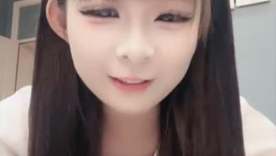 小萝莉被干【07幼崽少萝】美乳翘臀 吃鸡足交骑乘后入 无套啪啪内射 精液中出 干爽