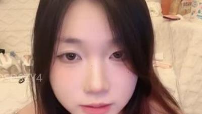 ️女大学生【猫猫】酒店爽到阿黑颜4(4V)