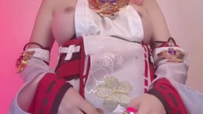 卡哇伊高颜值反差美少女【chuchu_n】单独解锁，八重神子Cosplay脸鲍同框紫薇