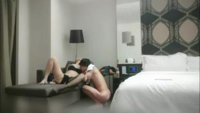 利哥探花之黑白双丝温柔女，先被无套后操哭