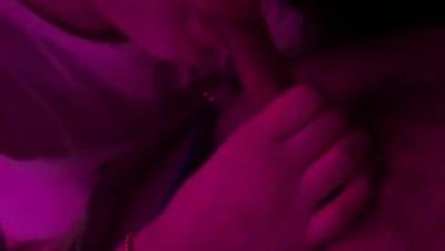 淫乱KTV，交换女友游戏【zhuendong000001】灯红酒绿间，妹子们放飞了自我，拉到洗手间口交啪啪干一炮