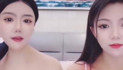 ️名媛三飞【小白兔双飞】又添新人！当代怡红院轻熟少妇喷水毒龙活2(7V)