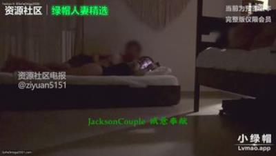 欲外人妻绿帽媚黑淫娃「索菲亚」《青旅游记2》小伙一边看着索菲一遍操自己女友，不知道是什么感受