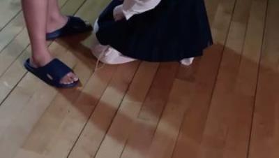 原创淫妻博主【乖乖妻】首发7个粉丝随机挑选一位线下，白丝双马尾，操的小穴都张开了